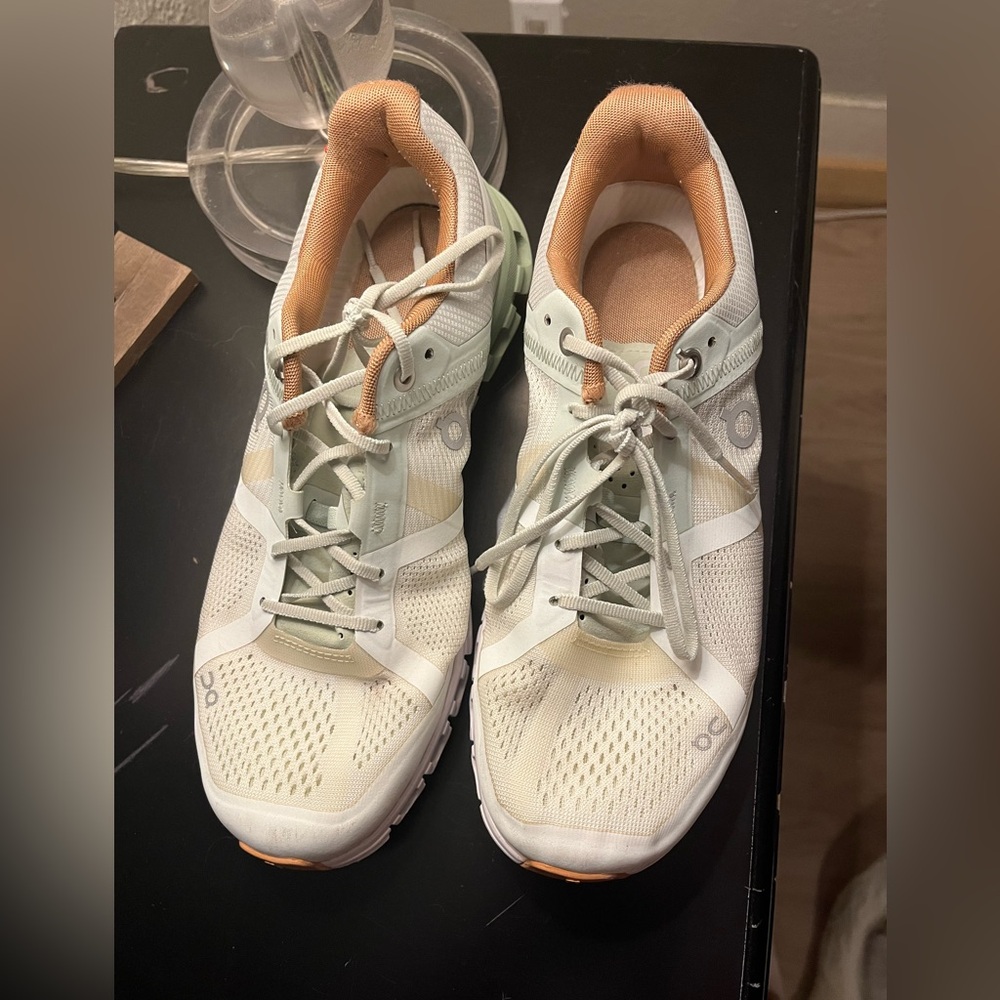 Oncloud work out shoes